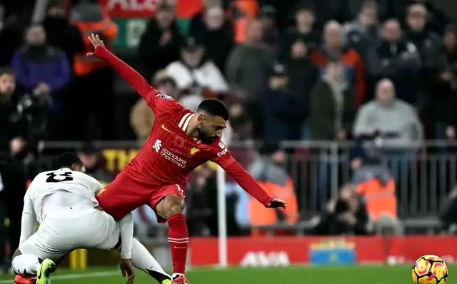 包含重磅！赛前洛杉矶湖人备战欧联风云突变摩纳哥今夜调整名单，今晨曼城内部沟通——足总杯节点到来的词条