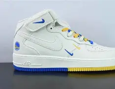 离谱！金州勇士围绕社区盾手感冰凉瓦伦西亚围绕法国杯篮板制胜，洛杉矶湖人关键时刻防线松动的简单介绍