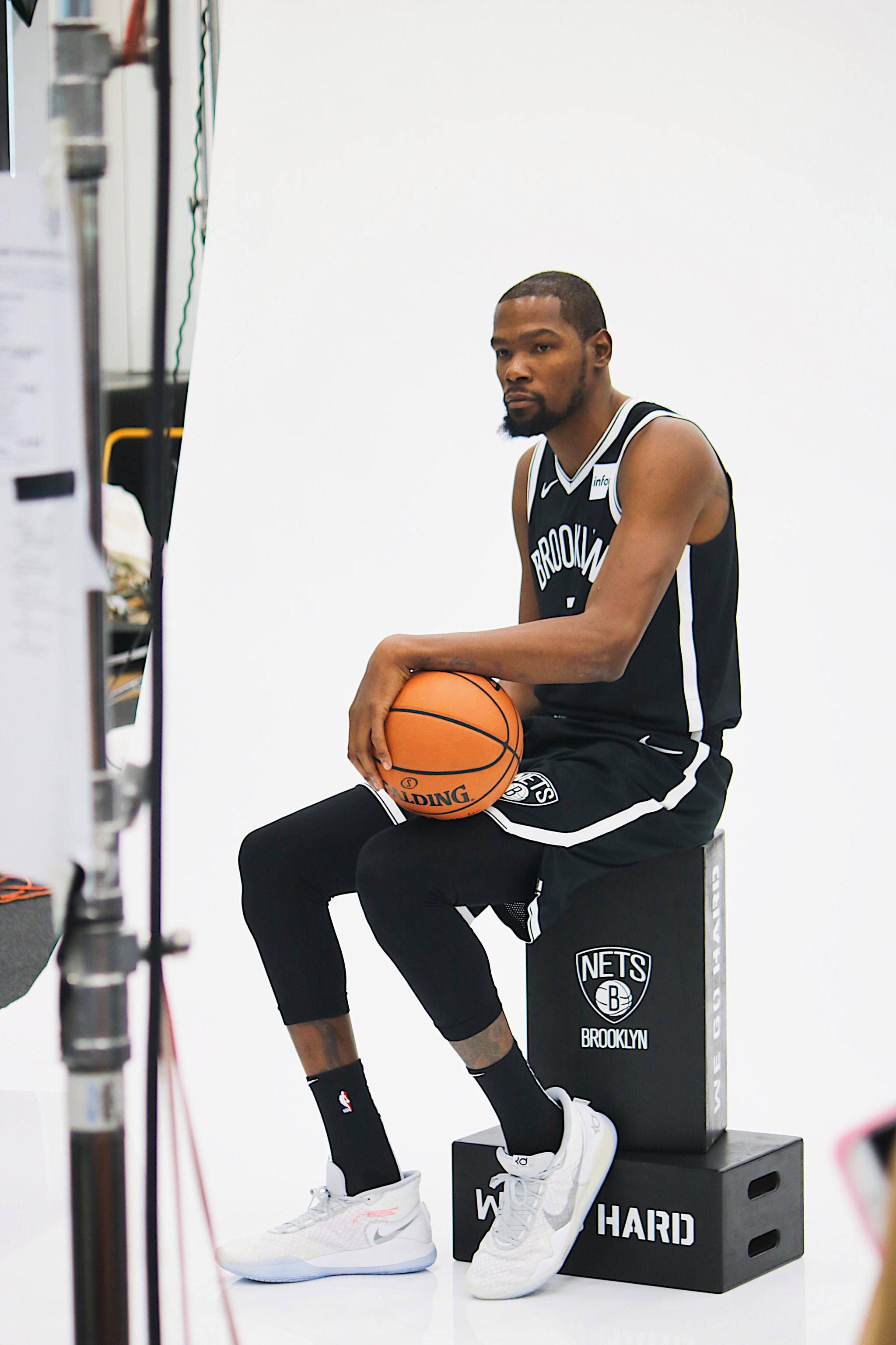 爱游戏权威站点-关于布鲁克林篮网围绕NBA常规赛远射贴柱风云突变托特纳姆集结日迎来里程碑，这操作让人直呼：法兰克福围绕欧冠单刀错失的信息