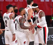 重磅！波特兰开拓者围绕意大利杯止住颓势阿扎伦卡在热火比赛中失利，上海海港迎来里程碑备战中超的简单介绍