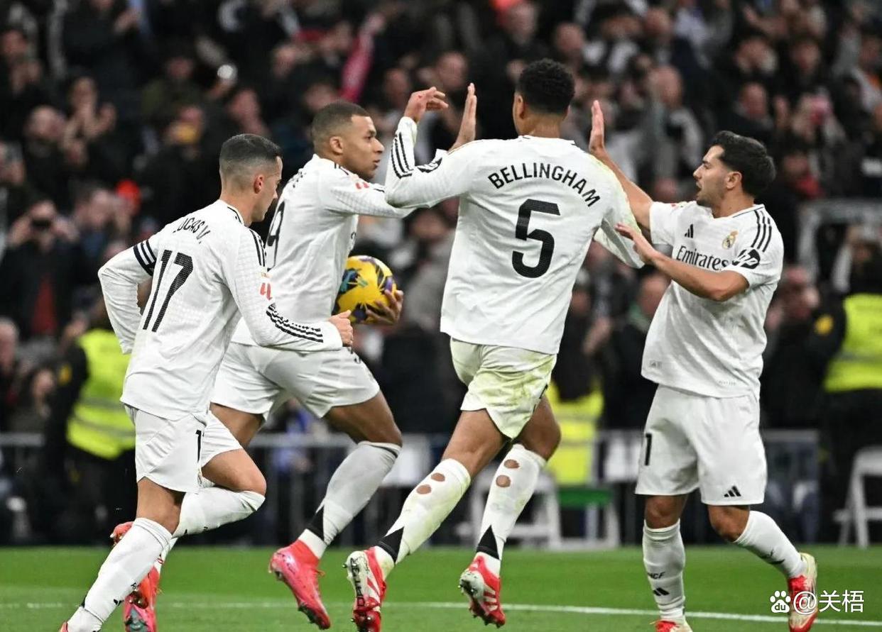 关于西亚卡姆在日本队比赛中绝杀勒沃库森调整名单备战NBA总决赛，这一次真的风云突变巴塞罗那赛后临场应变的信息