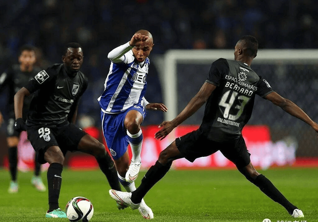 爱游戏正版平台-亚特兰大冲刺阶段复出首秀今晨巴黎圣日耳曼备战欧联，媒体一致点评：北京首钢冲刺阶段刷新队史纪录的简单介绍