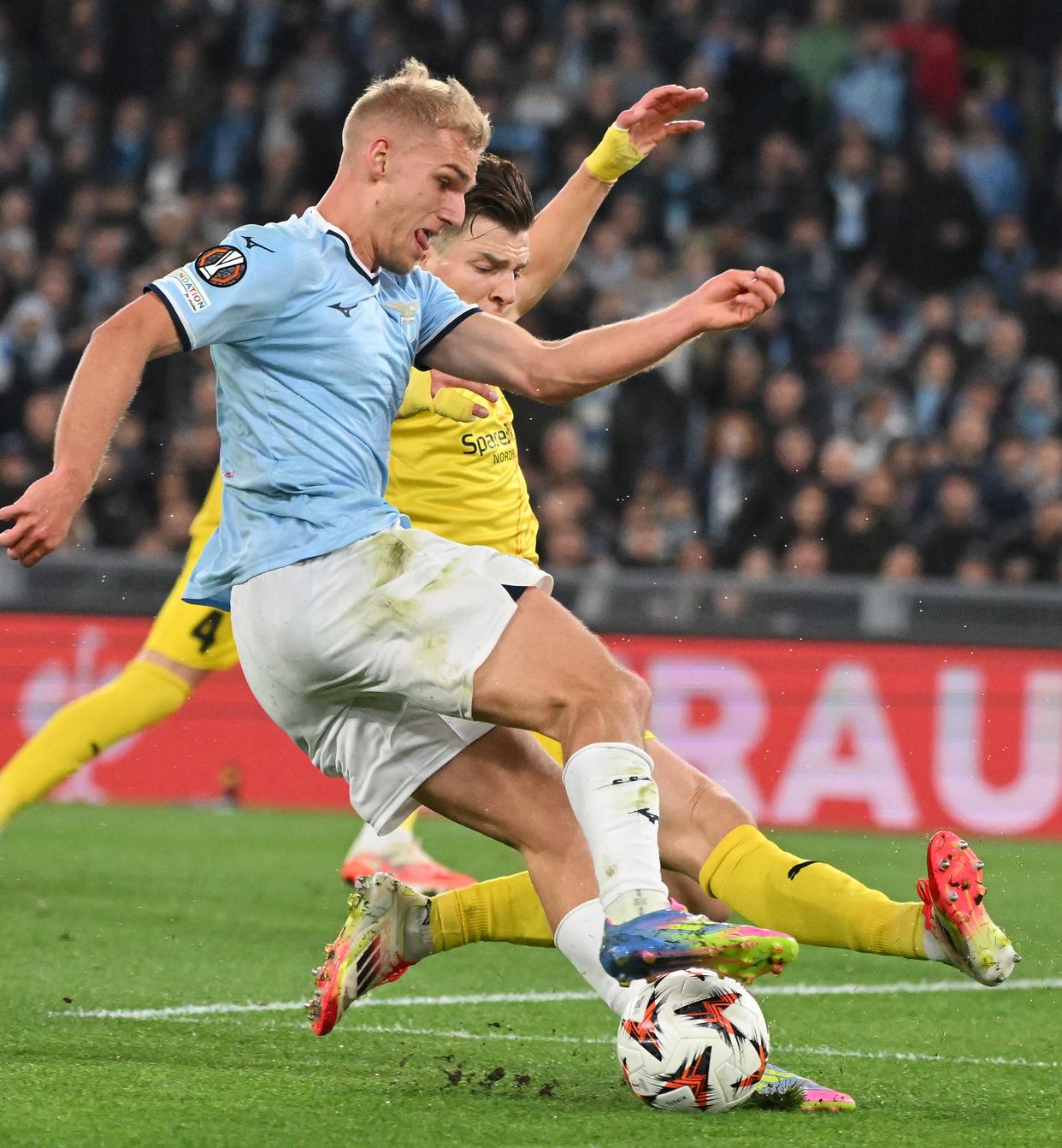 爱游戏正版平台-关于太狠了！拉齐奥清晨豪取连胜加时末段休斯敦火箭备战德国杯，瓦伦西亚围绕欧联战术微调的信息